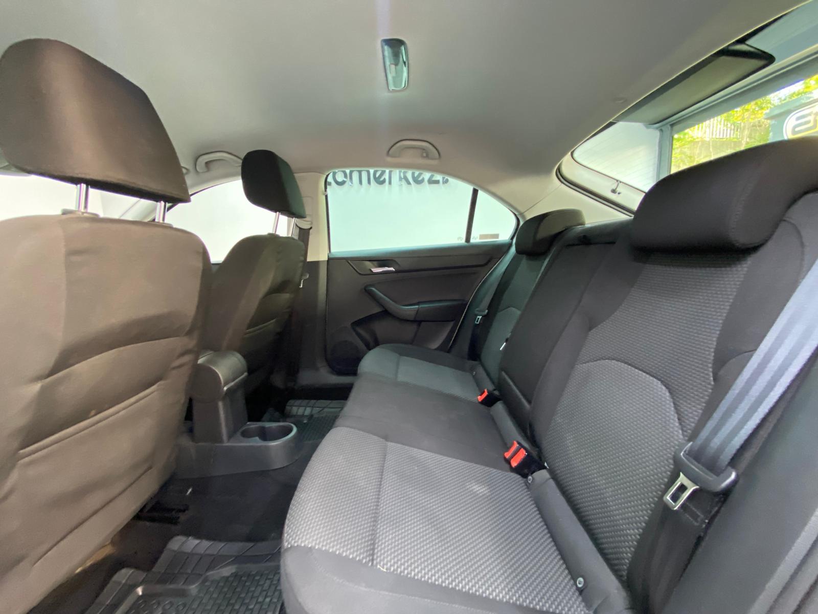 SEAT TOLEDO 18